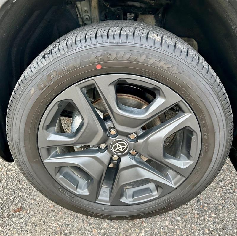 Toyota RAV4 9
