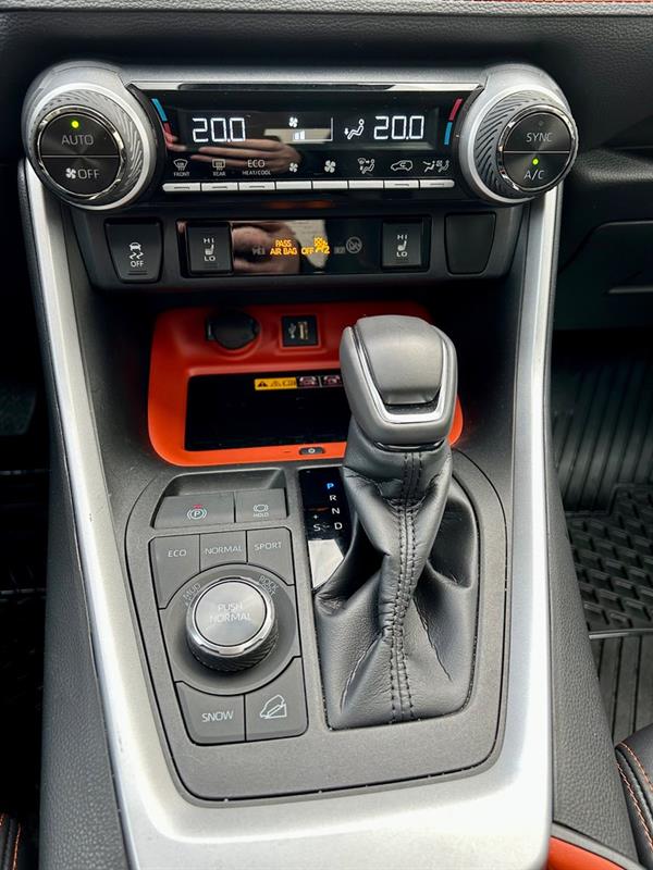 Toyota RAV4 18