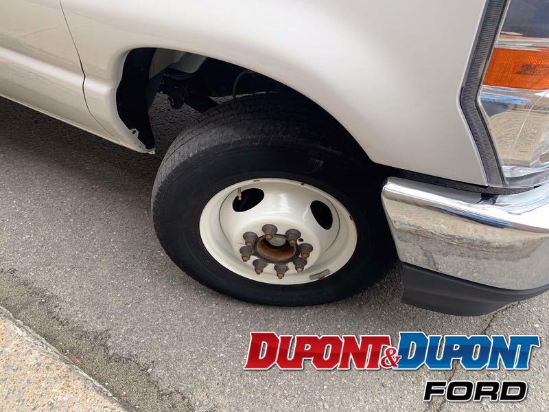 Ford E-Series Cutaway 5