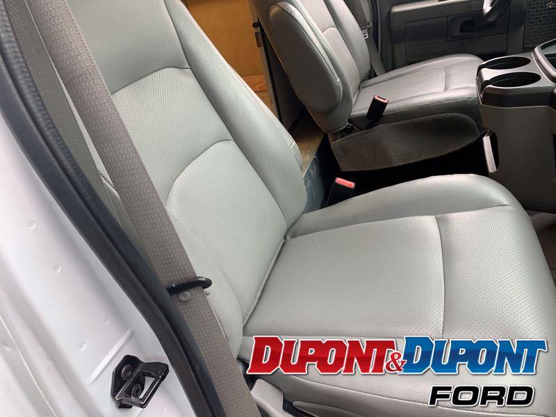 Ford E-Series Cutaway 7