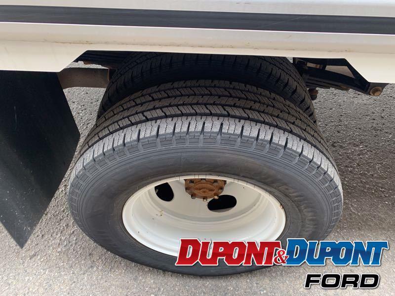 Ford E-Series Cutaway 9