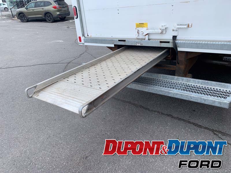 Ford E-Series Cutaway 11