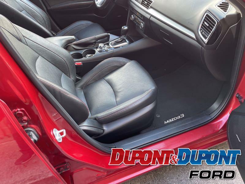 Mazda 3 7