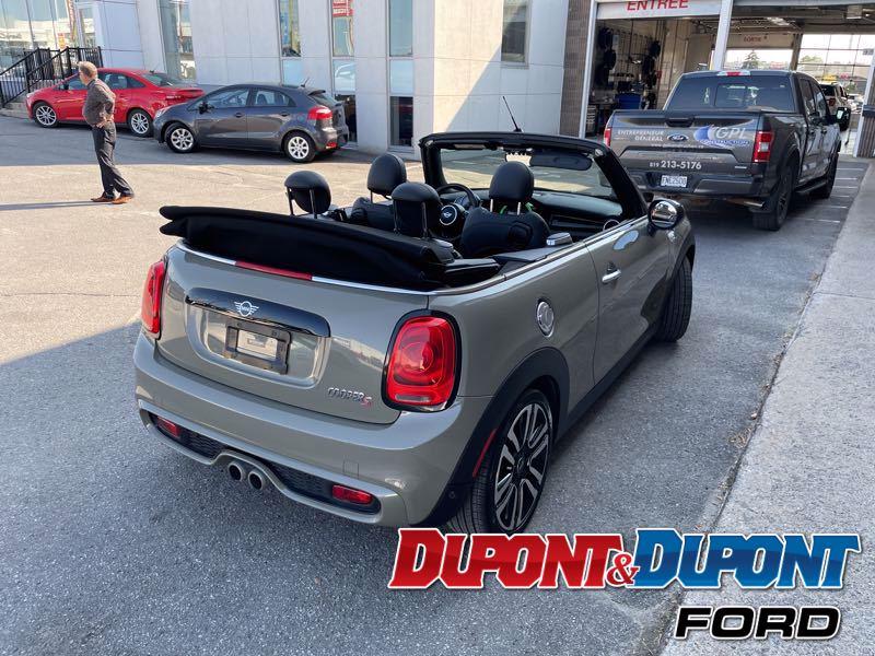 MINI Cooper Convertible 3