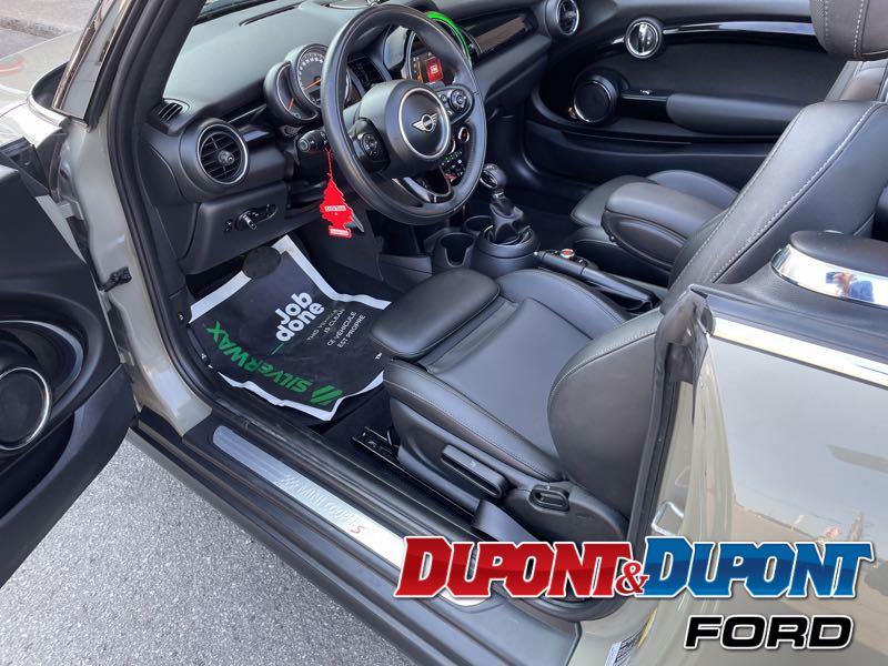 MINI Cooper Convertible 12