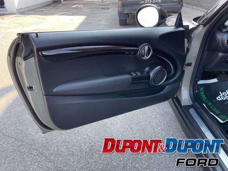 MINI Cooper Convertible 13