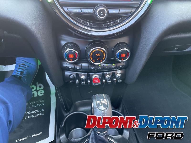 MINI Cooper Convertible 16