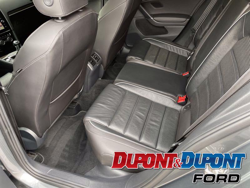 Volkswagen Golf R 13