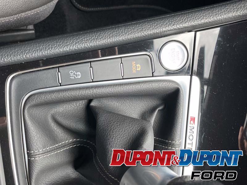 Volkswagen Golf R 24