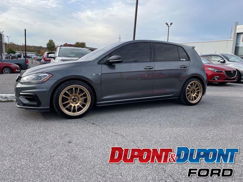 Volkswagen Golf R 26