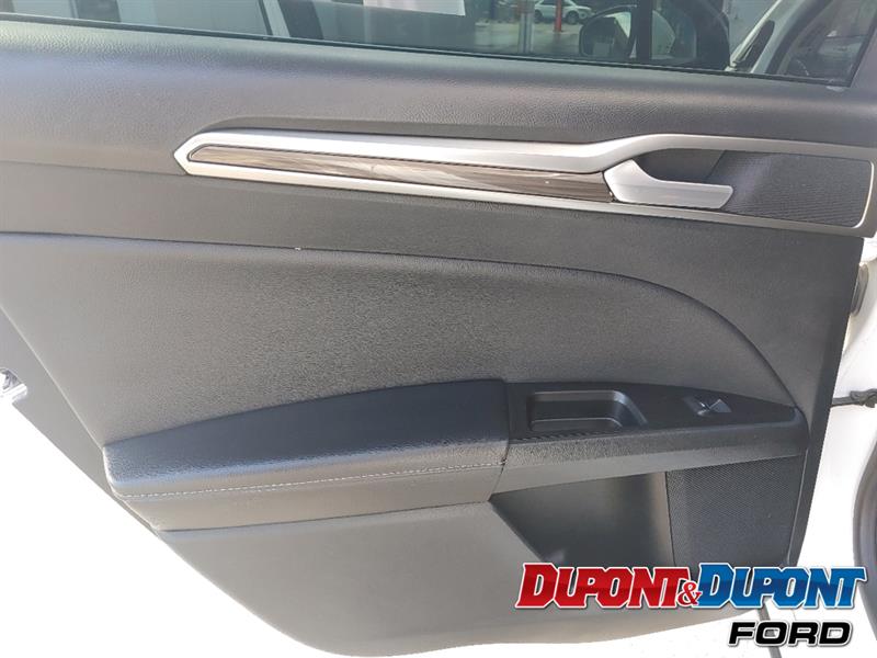 Ford Fusion  10