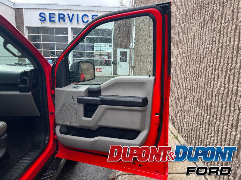 Ford F-150 16