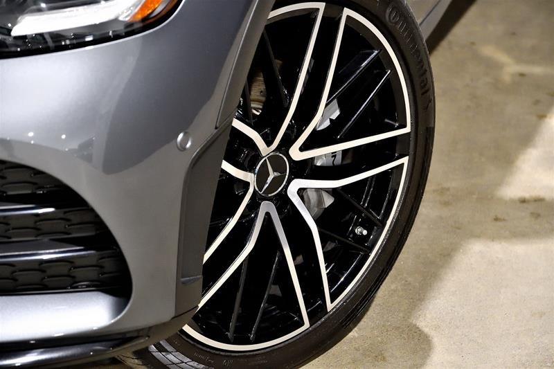 mercedes-benz GLC43 AMG 2022 - 8