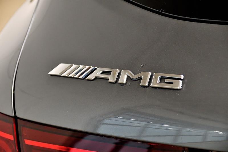 mercedes-benz GLC43 AMG 2022 - 21