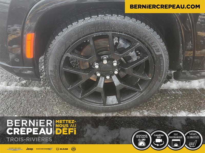 Jeep Grand Wagoneer 9