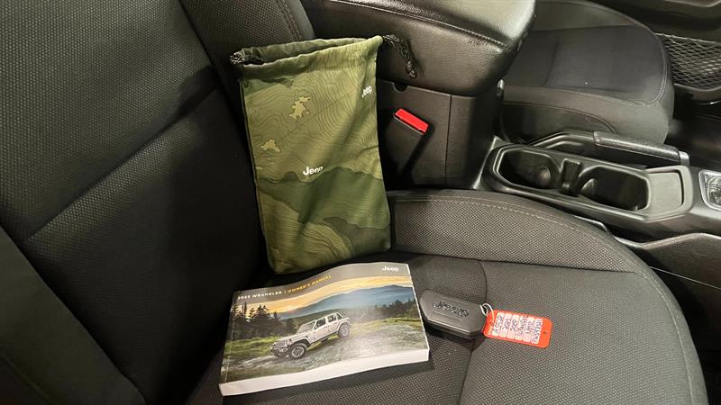 jeep Wrangler 2023 - 13