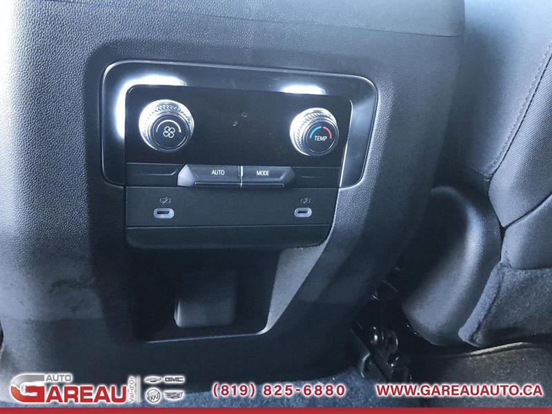 gmc Yukon 2023 - 27