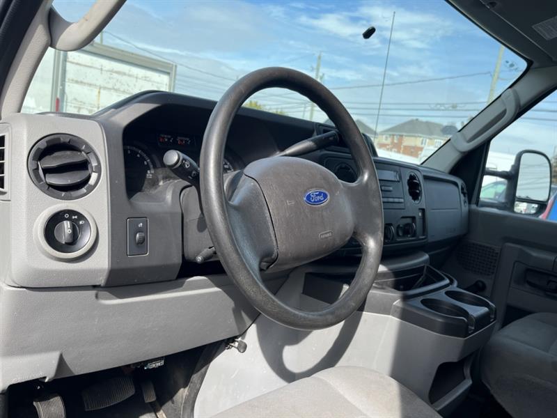 ford Econoline Commercial Cutaway 2019 - 10