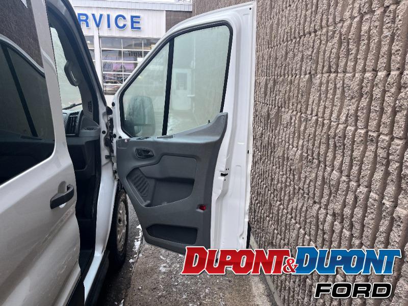 Ford Transit 14