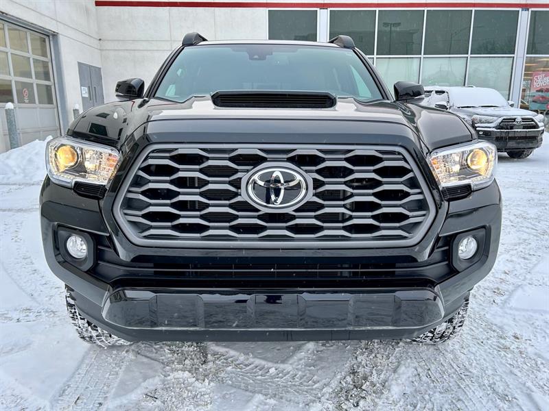 Toyota Tacoma 2