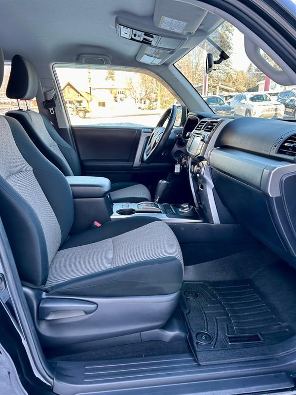 Toyota 4Runner 14