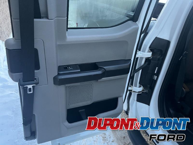 Ford F-150 16