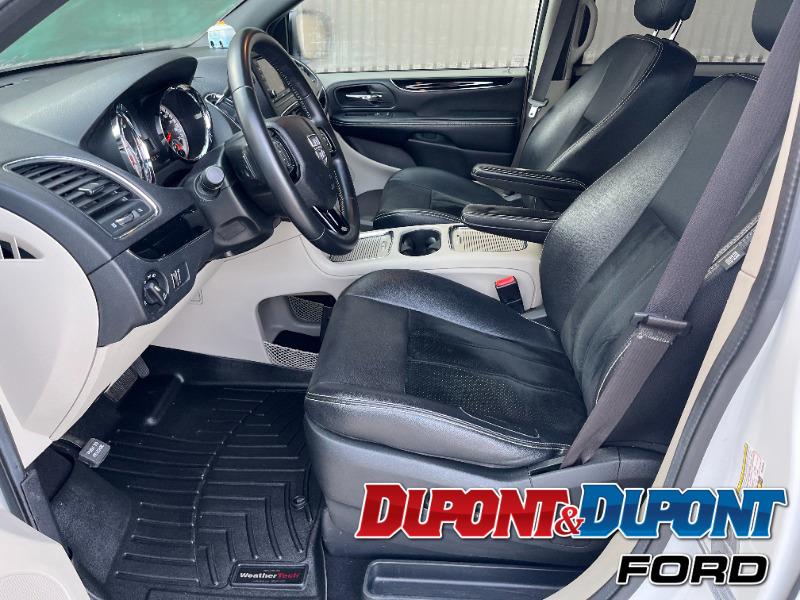 Dodge Grand Caravan 10