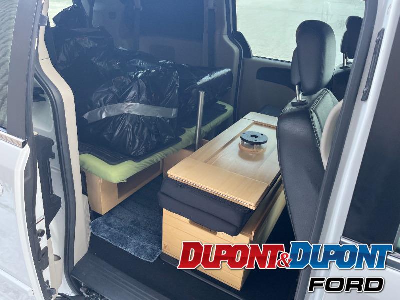 Dodge Grand Caravan 12