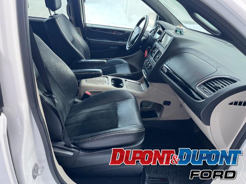 Dodge Grand Caravan 14