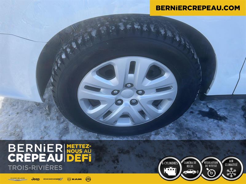 Dodge Grand Caravan 9