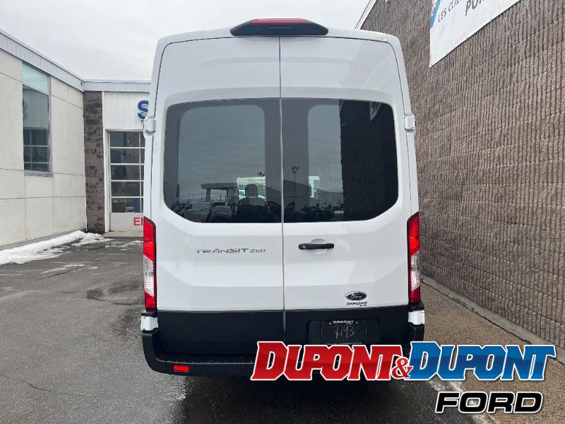 Ford Transit 4