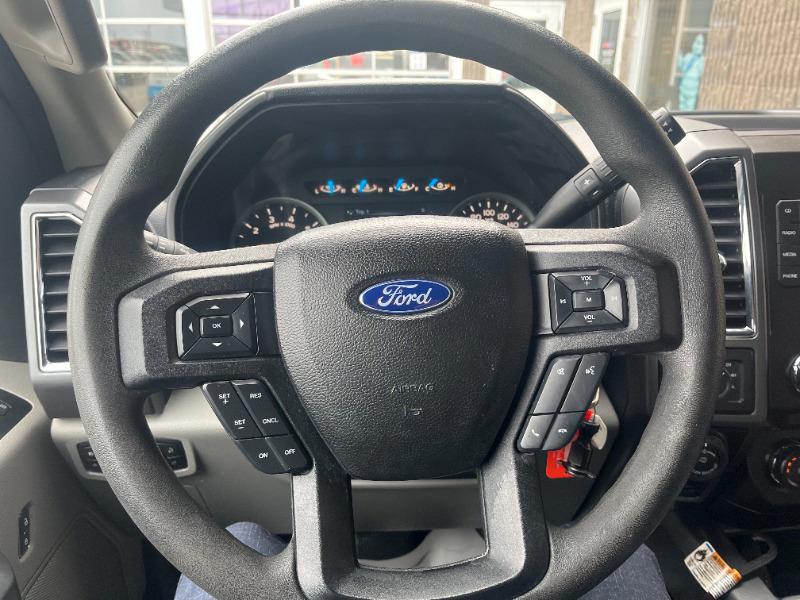 Ford F-150 21