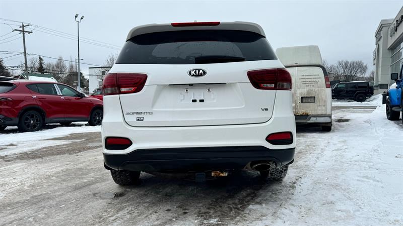 kia Sorento 2019 - 17