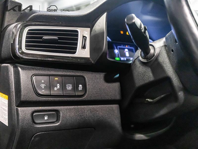 2019 Kia Niro - Image 13