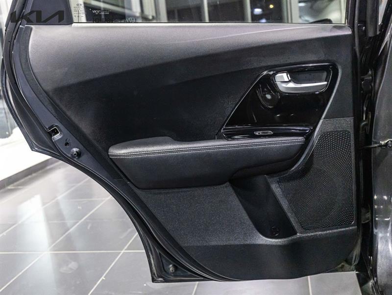 2019 Kia Niro - Image 22