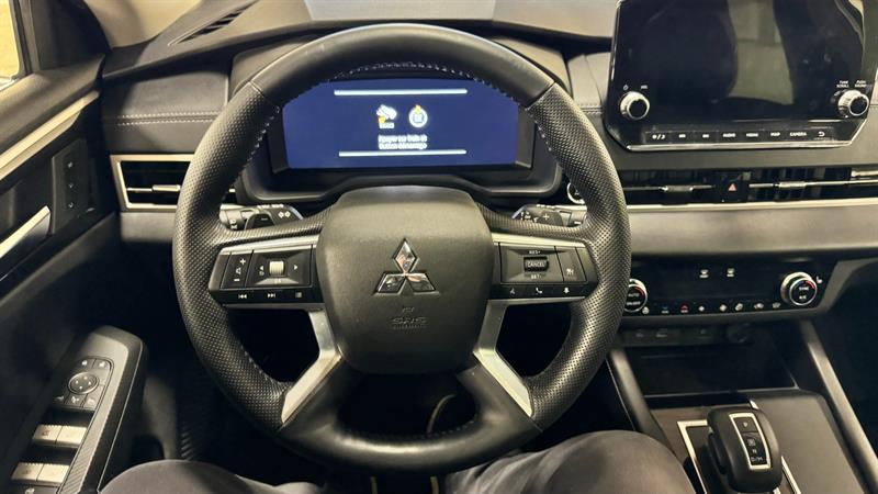 Mitsubishi Outlander 3