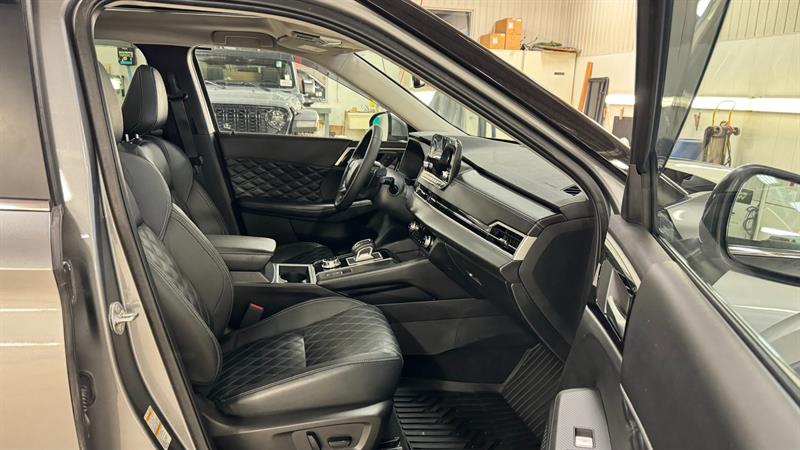 Mitsubishi Outlander 10