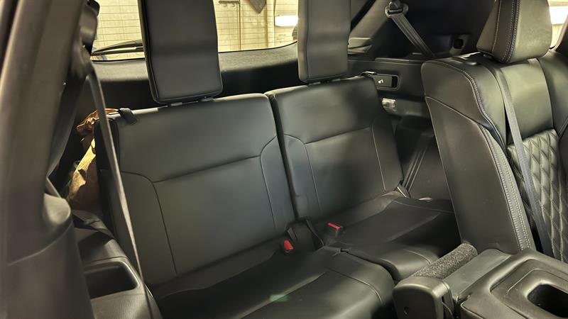 Mitsubishi Outlander 16