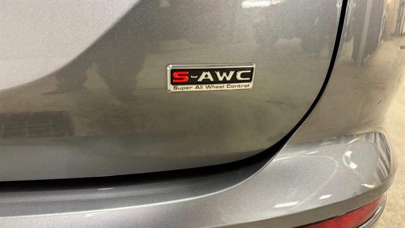 Mitsubishi Outlander 22