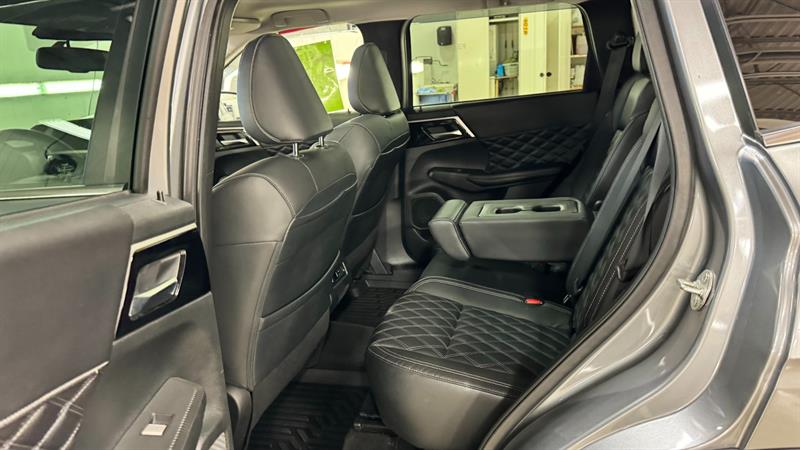 Mitsubishi Outlander 30