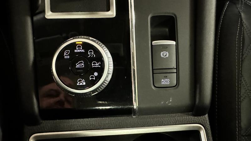 Mitsubishi Outlander 62