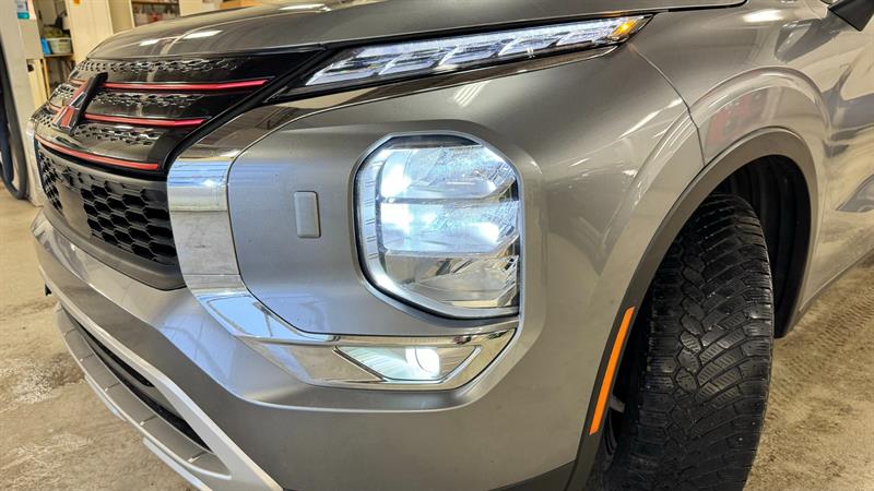 Mitsubishi Outlander 65