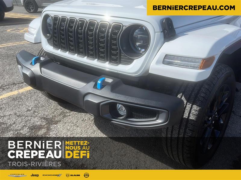 Jeep Wrangler 4xe PHEV 8