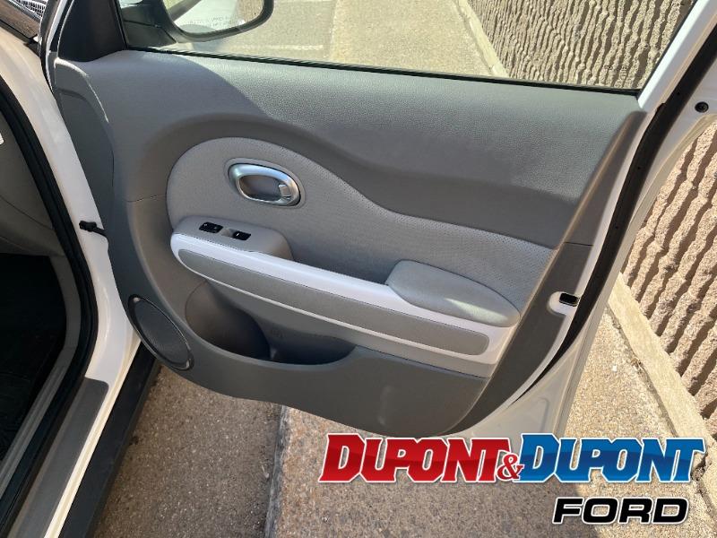 Kia Soul EV 12