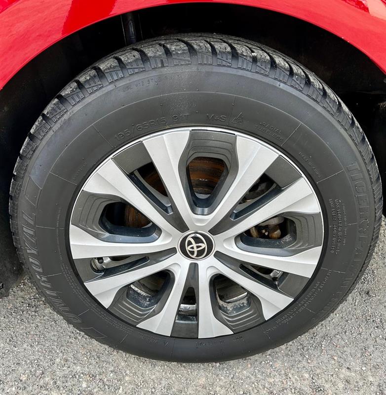 Toyota Prius Prime 8