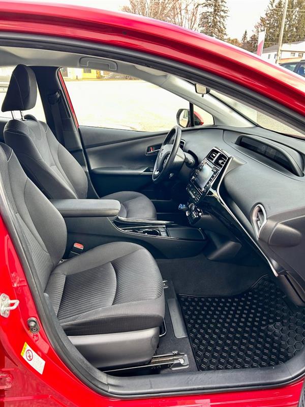 Toyota Prius Prime 13