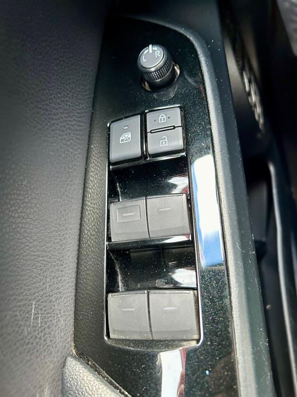 Toyota Prius Prime 16