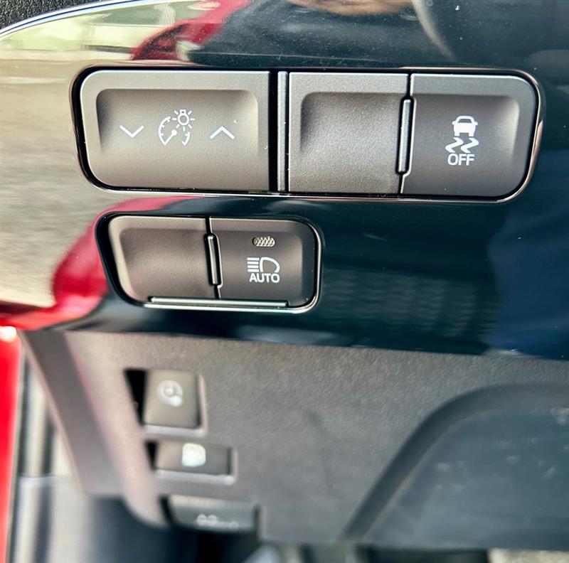 Toyota Prius Prime 17