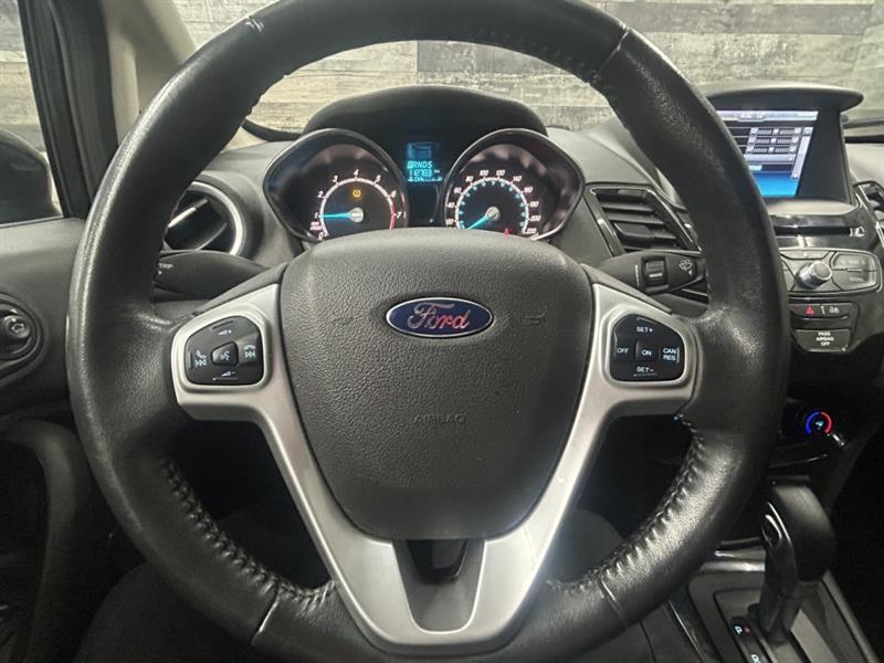 ford Fiesta 2015 - 10