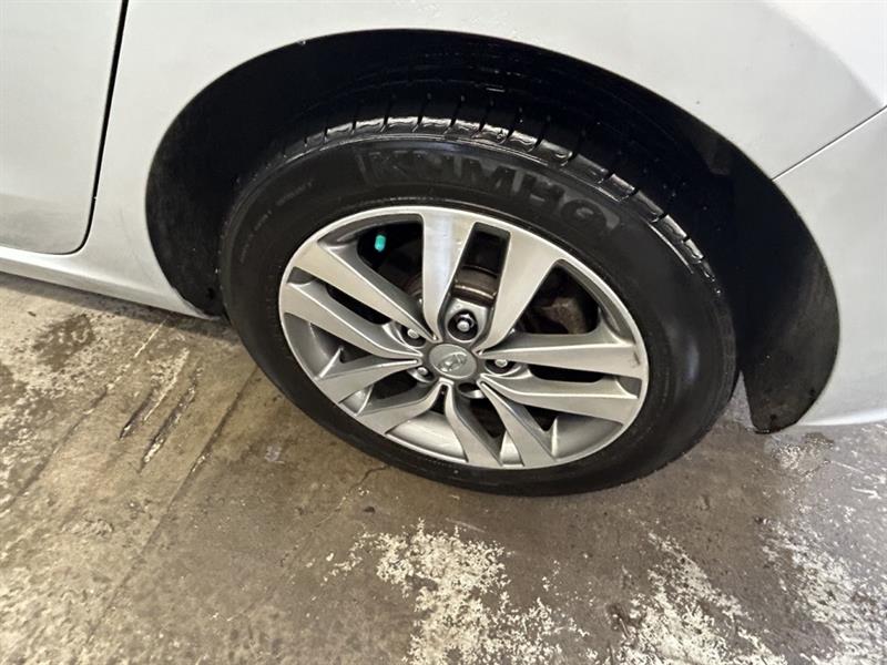 hyundai Elantra GT 2018 - 15